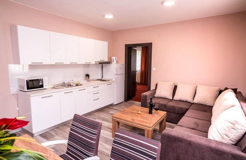 Vrelo Korenicko Apartment | Apartments and rooms Danijel, (16387), Vrelo Korenicko, hr