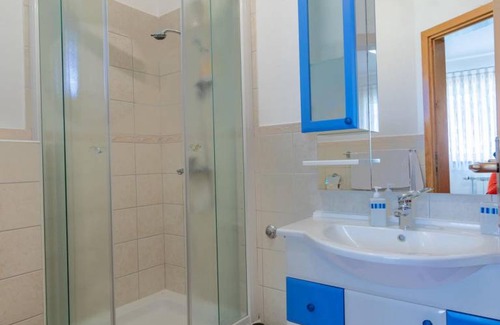 Vranovaca Apartment | Apartments and Room Robert