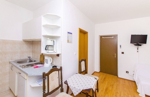 Trogir Apartment | Apartments and Rooms Iva (47621-A8) - Trogir