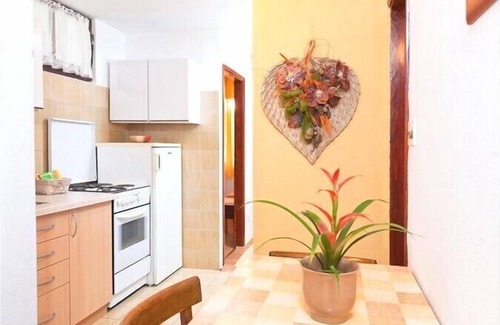Podgora Apartment | Apartments Anesa, (13863), Podgora, hr