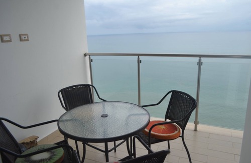 El Palmar Apartment | Apartments at El Palmar Residences