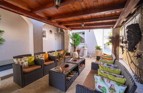 Montovjerna Apartment | Apartments Aura - Comfort Studio Apartment 3 with shared swimming pool