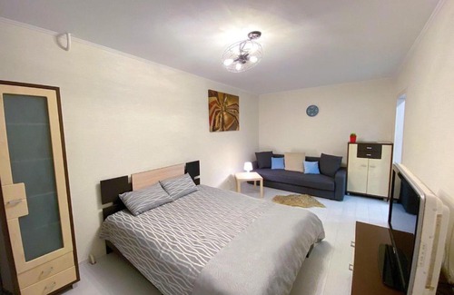 Sovetsky District Apartment | Apartments BeHappy Bogdanovicha 53