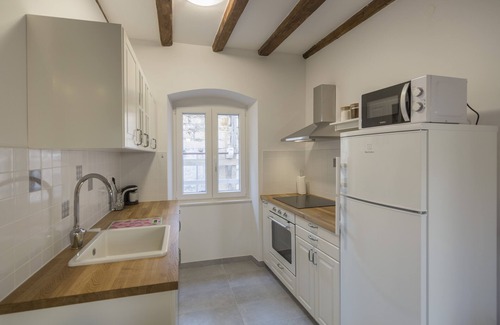 Komiza Apartment | Apartments Bepi- Apartment Nera