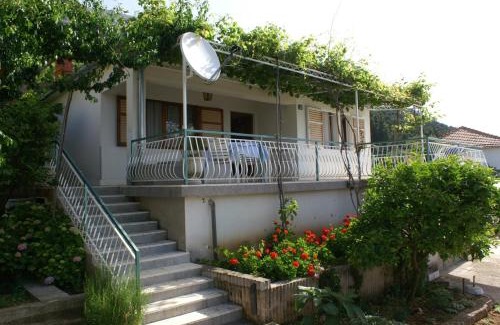 Kuciste Apartment | Apartments by the sea Kuciste - Perna, Peljesac - 4540