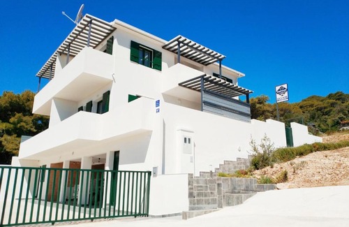 Milna Apartment | Apartments by the sea Milna, Vis - 21184