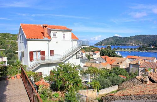 Cove Rogacic Apartment | Apartments by the sea Vis - 2428