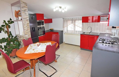 Stinjan Apartment | Apartments Edo (60341-A2) - Stinjan (Pula)