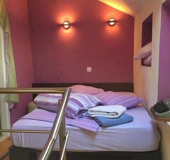 Split Apartment | Apartments Elena