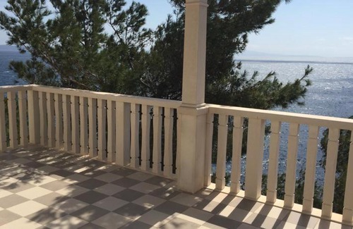 Sveta Nedjelja Apartment | Apartments Elvira