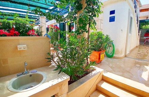 Povlja Apartment | Apartments Ennio, (11485), Povlja, hr