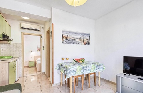 Povlja Apartment | Apartments Ennio, (9949), Povlja, hr