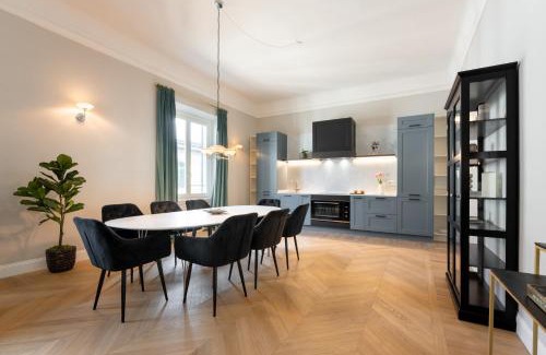Santa Maria Novella Apartment | Apartments Florence- Granduca Penthouse