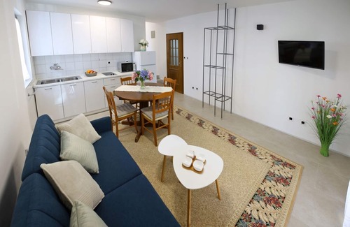 Spadici Apartment | Apartments Franjo, (16642), Poreč, Croatia