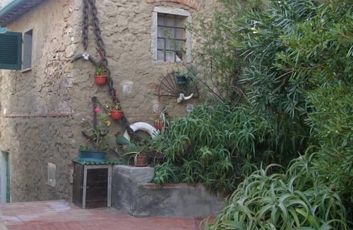 Giglio Campese House | Apartments in ancient tower on the sea