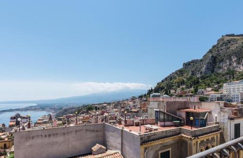 Taormina City Centre Apartment | Apartments in Taormina, Italy