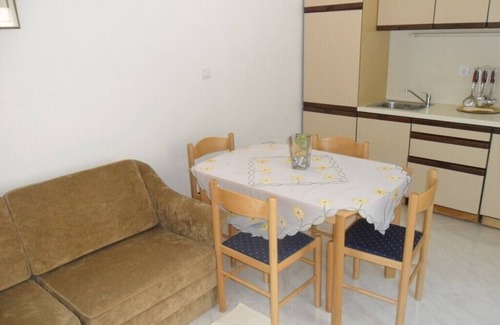 Podstrana Apartment | Apartments Ivan, (14054), Podstrana, hr