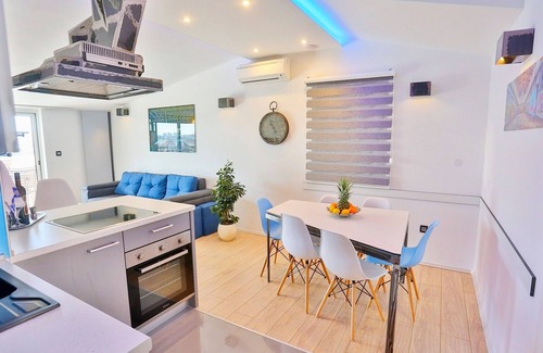 Solin Apartment | Apartments Ivan, (15797), Solin, hr