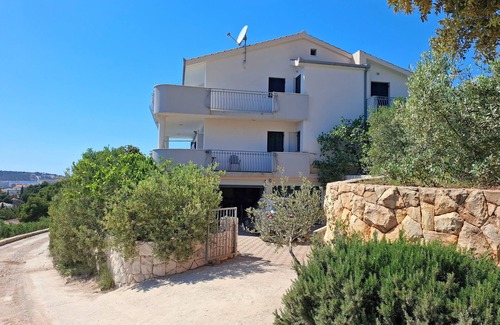 Sevid Apartment | Apartments Ivan, (8444), Sevid, hr