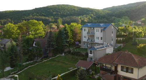 Vrdnik Apartment | Apartments Izvor