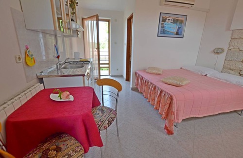 Pavicini Apartment | Apartments Josip
