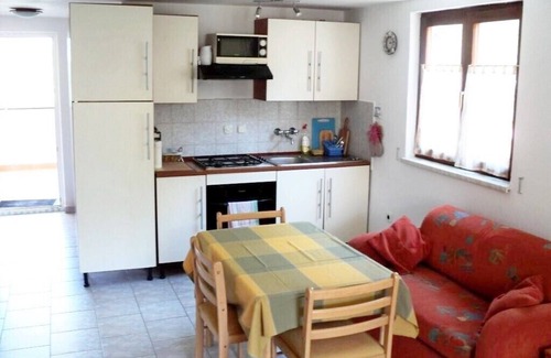 Cesarica Apartment | Apartments Krešimir, (15670), Ribarica, Croatia