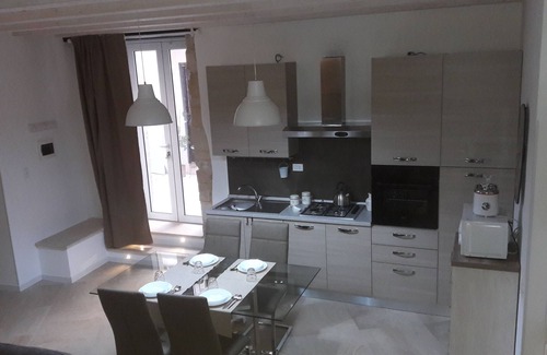 Ortigia House | Apartments Maniace 2 (brand new apartment in the center of Ortigia)