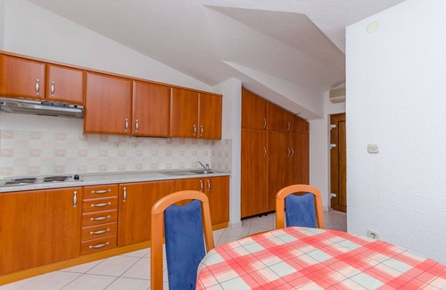 Seget Vranjica Apartment | Apartments Milivoj (34421-A4) - Seget Vranjica