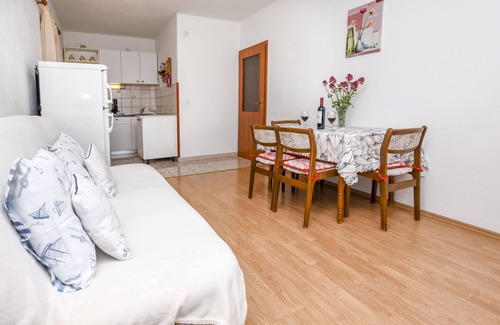 Razanj Apartment | Apartments Mirta (22751-A2) - Razanj