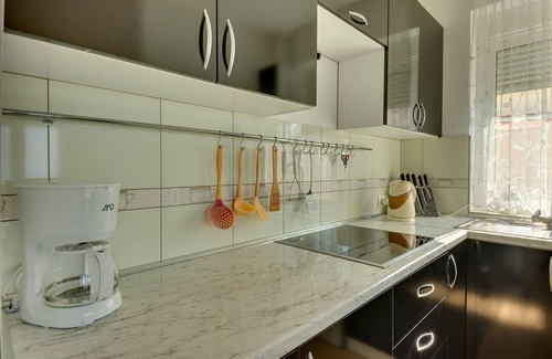 Utjeha Apartment | Apartments Utjeha (47501-A8) - Utjeha