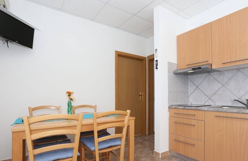 Tkon Apartment | Apartments Vista (14665-A2) - Tkon - island Pasman