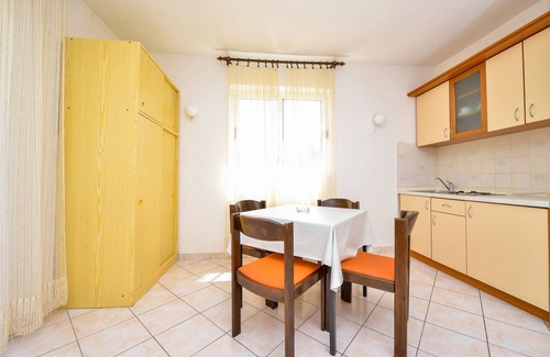 Kukljica Apartment | Apartments Villa Ana (20601-A2) - Kukljica