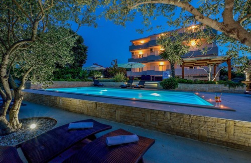 Kukljica Apartment | Apartments Villa Ana (20601-A2) - Kukljica
