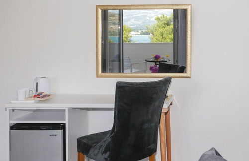 Arbanija Apartment | Apartments Villa Niko (56251-A4) - Arbanija (Ciovo)