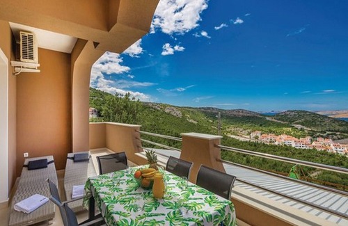 Stinica Apartment | Apartments Villa Kim - Two Bedroom Apartment with Terrace and Sea View