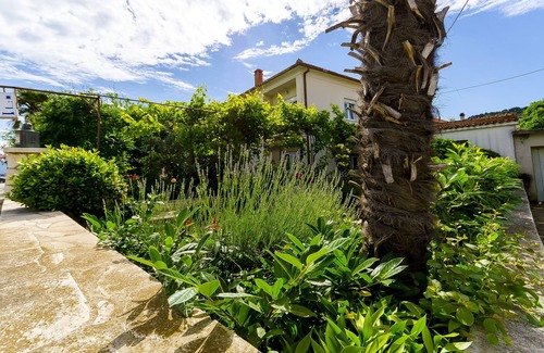 Trogir Apartment | Apartments Vinko (43051-A1) - Trogir