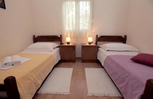 Businci Apartment | Apartments with a parking space Mavarstica, Ciovo - 11563