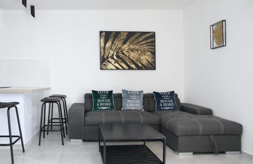 Bat Yam Apartment | Apartments4you Leonardo 17