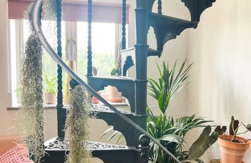 Wisbech Apartment | Aplanty Nest amidst the Orchard