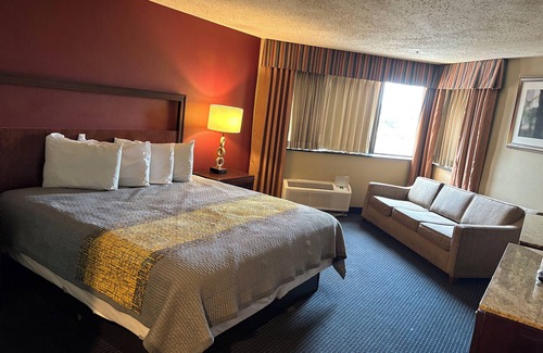 Hagerstown Hotel | APM Inn and Suites