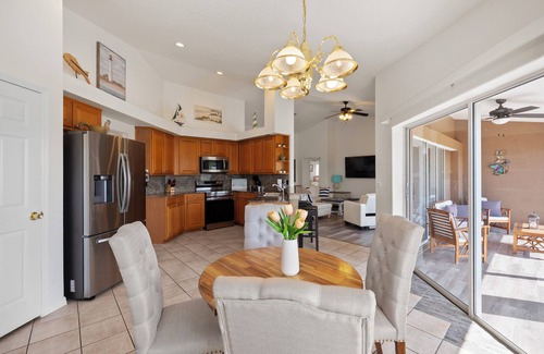 Apollo Beach House | Apollo Beach Waterfront 4BR+Dock+Near Tampa