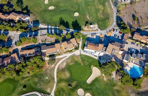 Saumane-de-Vaucluse Condo | Appart 6p + balcon/terrasse privée, près du golf