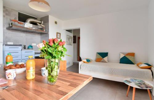 Noirmoutier-en-l'Ile Apartment | Appart pour 4 dans domaine avec piscine