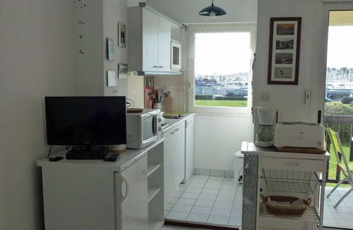 Arzon Apartment | Appart T2 clear, beautiful view port and sea, near beach and Thalasso