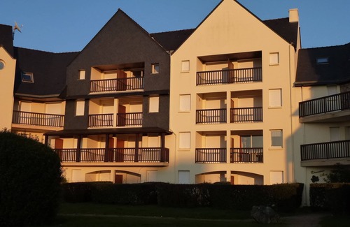 Arzon Apartment | Appart T2 clear, beautiful view port and sea, near beach and Thalasso