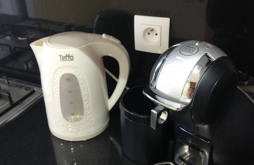 Tamariss Apartment | Appart T3 dar Bouazza Clim Piscine Wifi 90m2