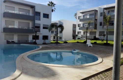 Tamariss Apartment | Appart T3 dar Bouazza Clim Piscine Wifi 90m2