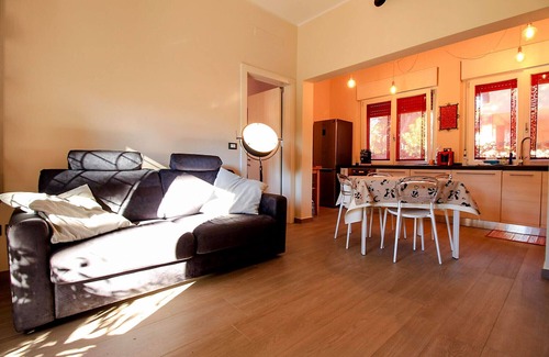 Marina di Grosseto Apartment | Appartamento Puccini