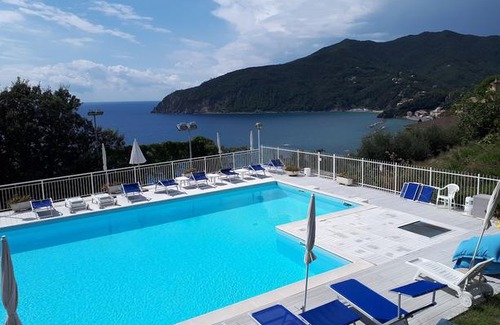 Moneglia Apartment | Appartamenti Enrica with amazing view