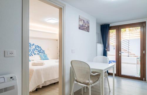 Torre di Bari House | Appartamenti in Casa Janas